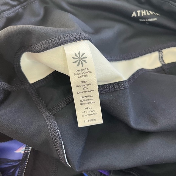 Athleta Tropical Precision 7/8 Ankle Tight Leggings Navy Floral New Size Large - Picture 5 of 10